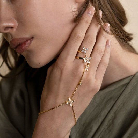 18K gold plated 4 stars hand chain gold stainless steel UAE Jewelique