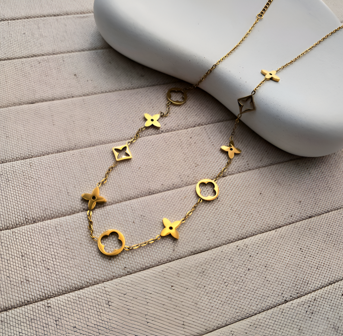 18K gold plated L7 necklace detail close-up UAE Jewelique
