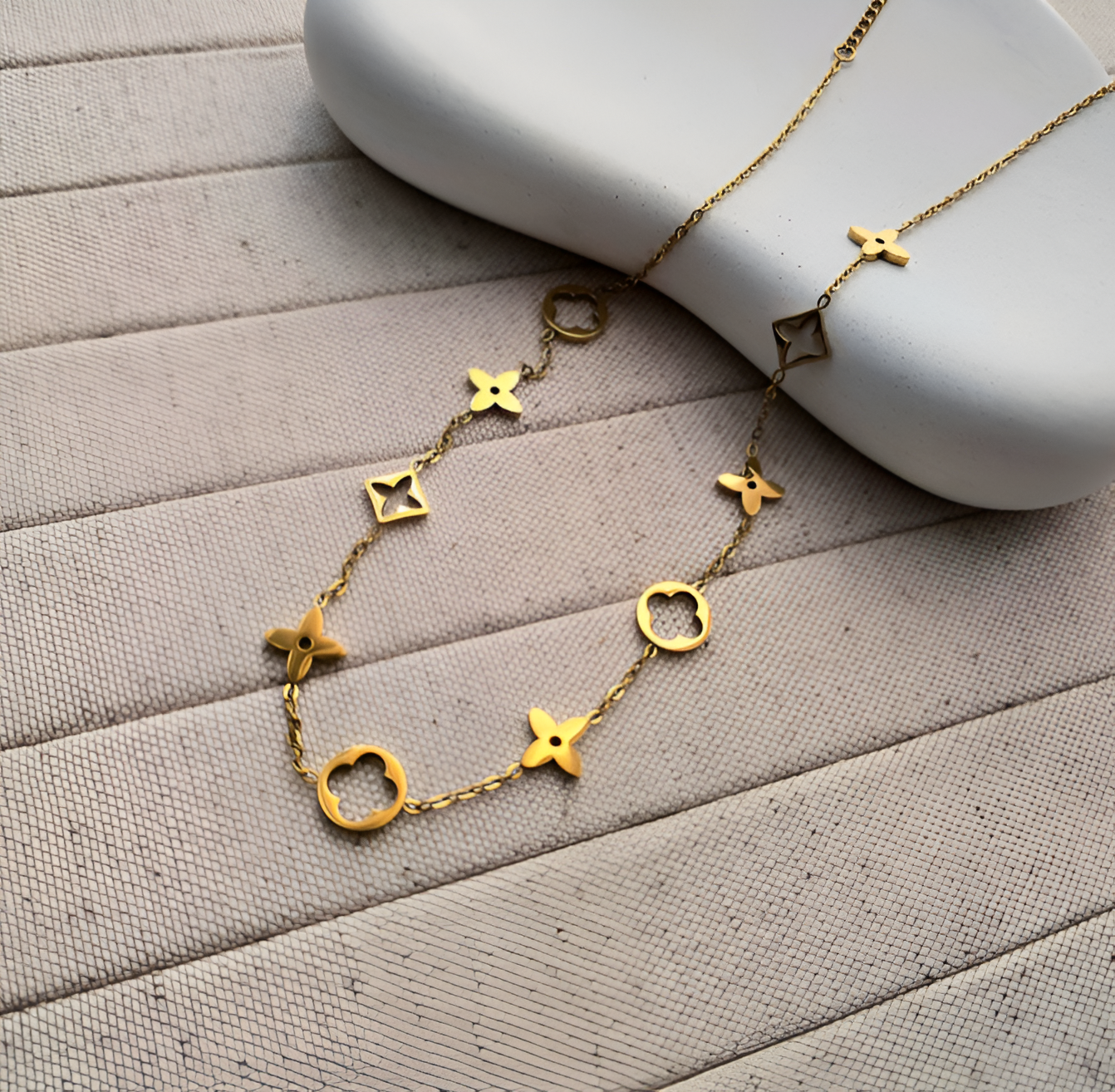 18K gold plated L7 necklace detail close-up UAE Jewelique