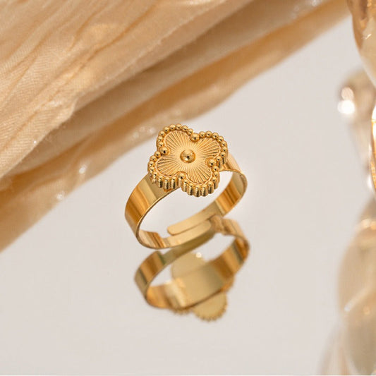 18K gold plated VC ring gold four leaf clover UAE Jewelique