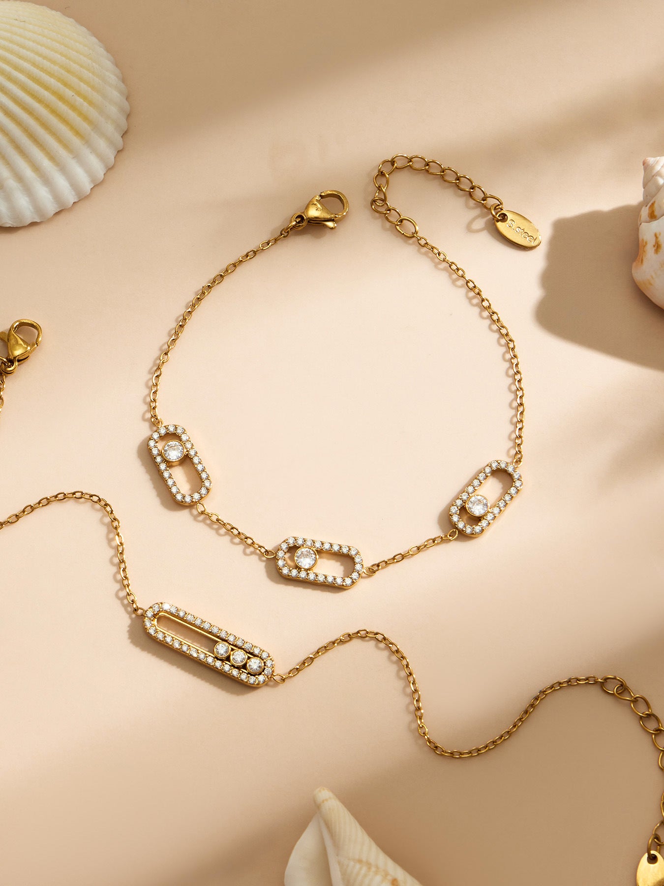 18K Gold Plated Mesica Bracelet