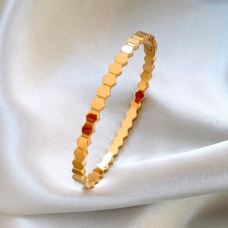 18K Gold Plated Bee Bangle