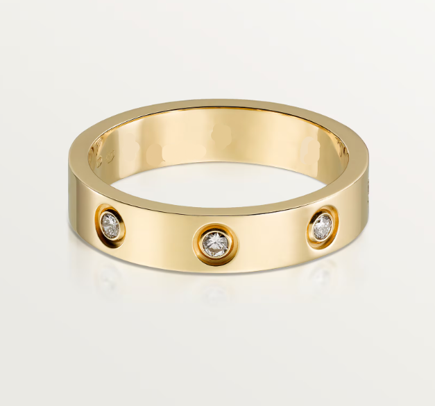 18K Gold Plated Love Ring in gold — close up | Jewelique UAE